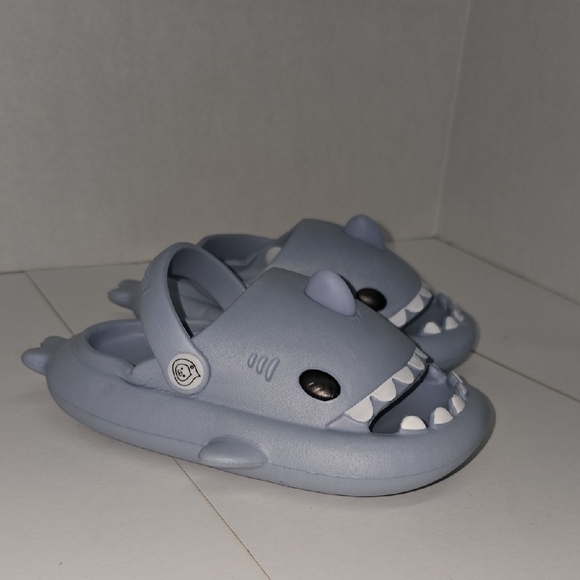 Kids Shark Design Shoes - Gray - Picture 5 of 15